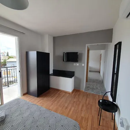 Valentinos Apartments Paphos Extérieur photo