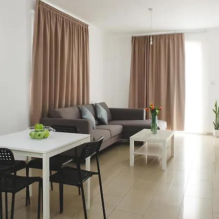 Valentinos Apartments Paphos Extérieur photo