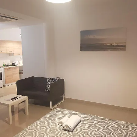 Valentinos Apartments Paphos Extérieur photo