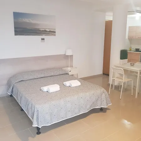 Valentinos Apartments Paphos Extérieur photo