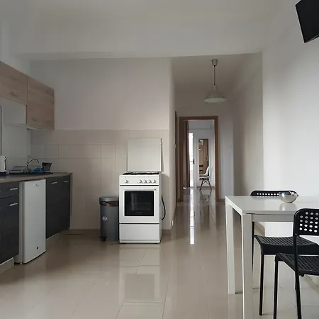 Valentinos Apartments Paphos Extérieur photo
