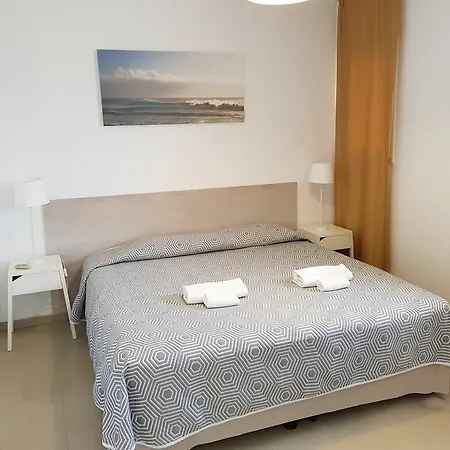 Valentinos Apartments Paphos Extérieur photo